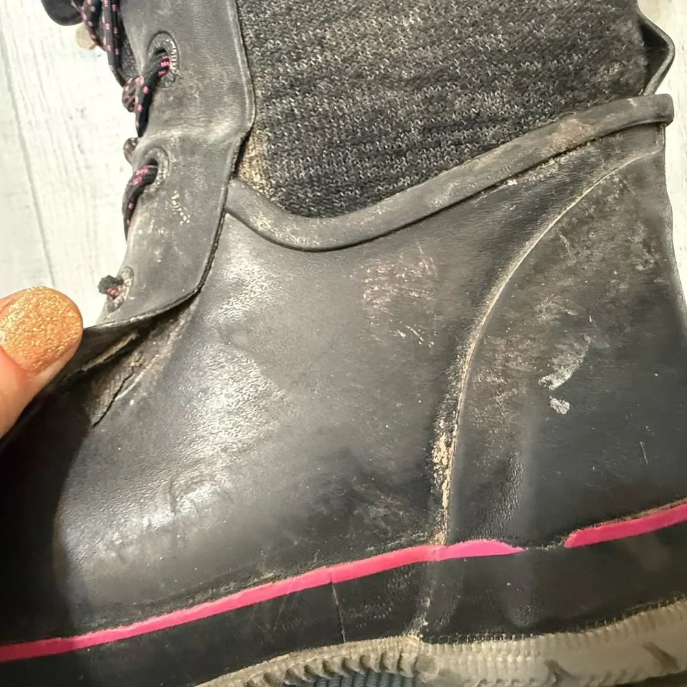 Bogs girls faux fur lined boots‎ size 4
